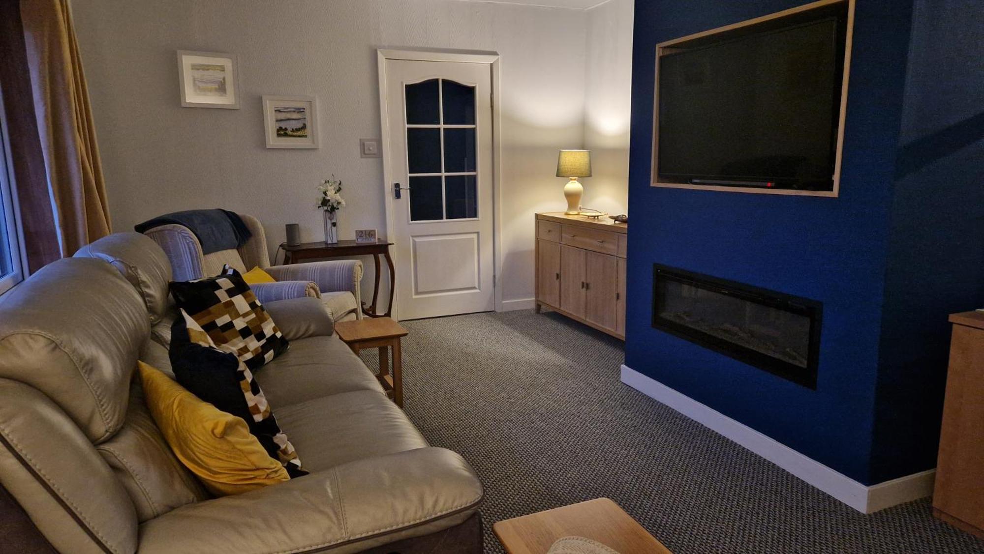 175 On Clyde - Spacious & Cosy Cedar Wood Bungalow 海伦斯堡 外观 照片