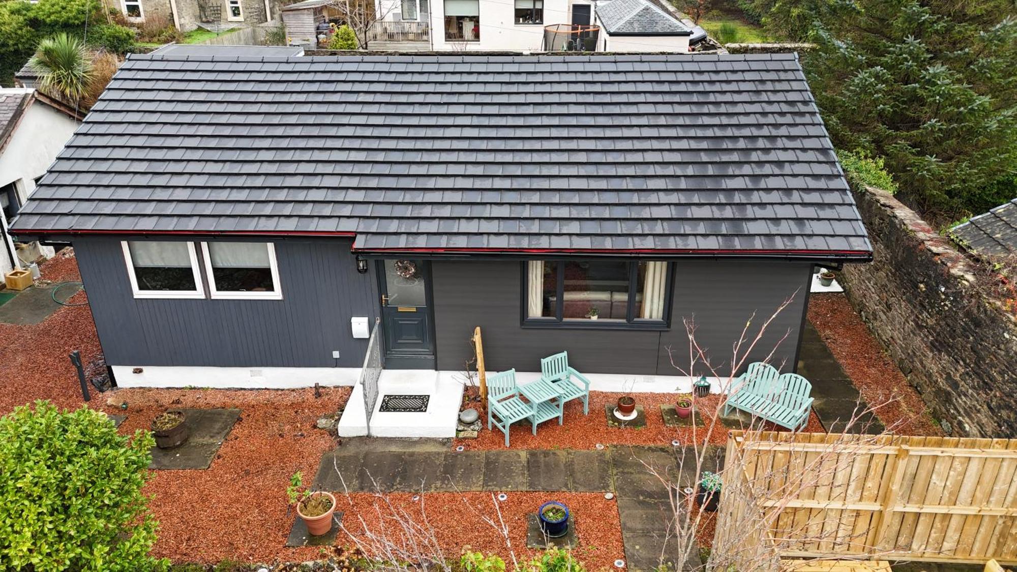 175 On Clyde - Spacious & Cosy Cedar Wood Bungalow 海伦斯堡 外观 照片
